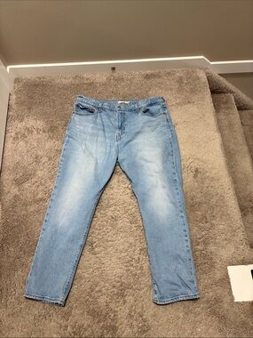 Classic Light Blue women’s jeans